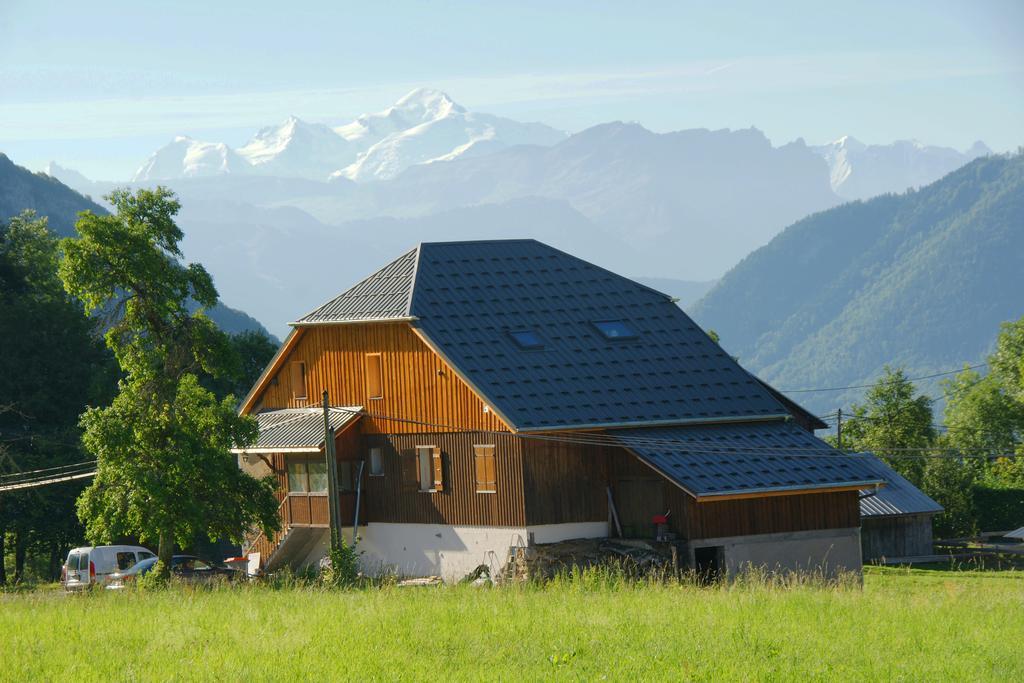 ホテルLes Paddocks Du Mont Blanc Mieussy エクステリア 写真